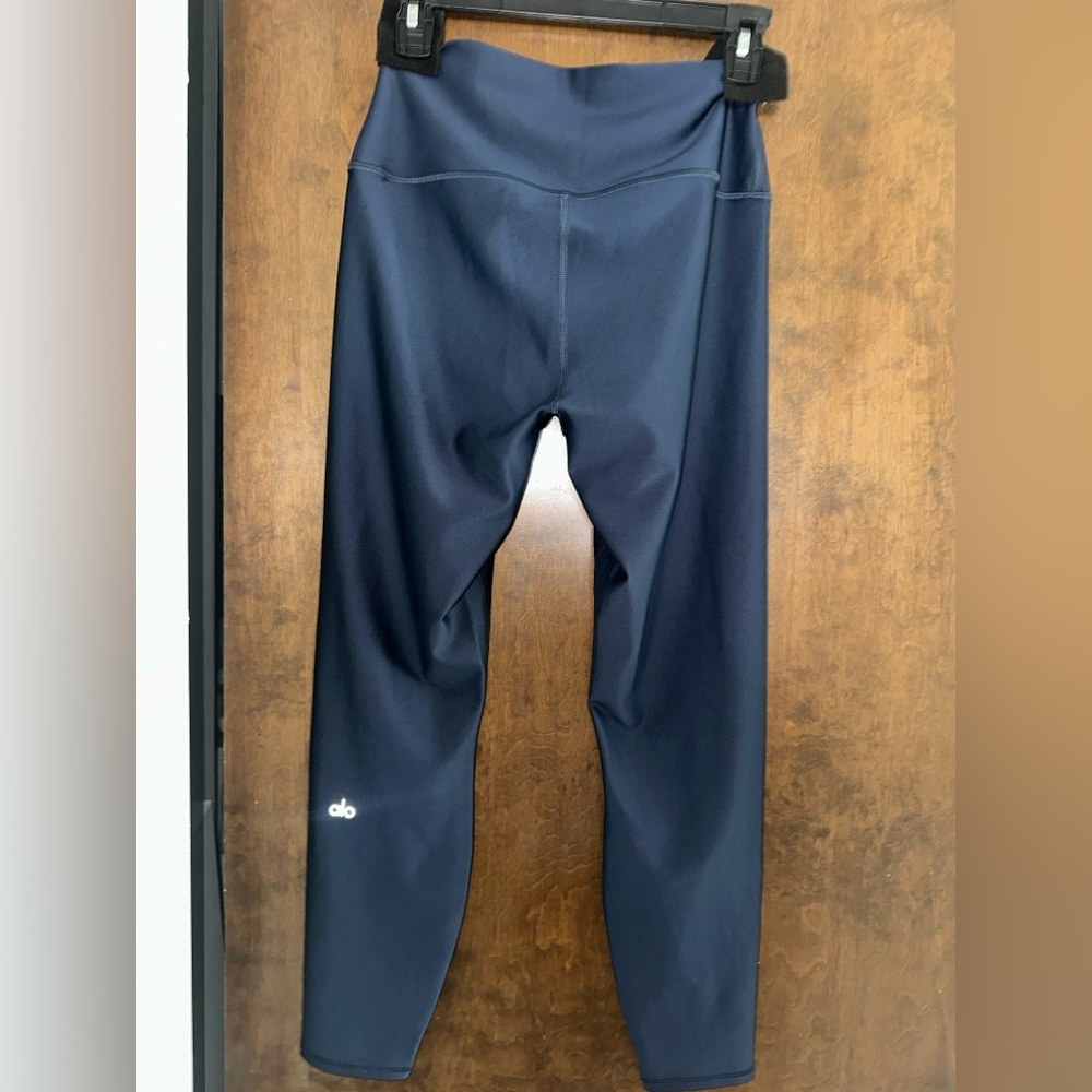 ALO Yoga Navy Blue Airbrush Leggings Size L | Worn Once